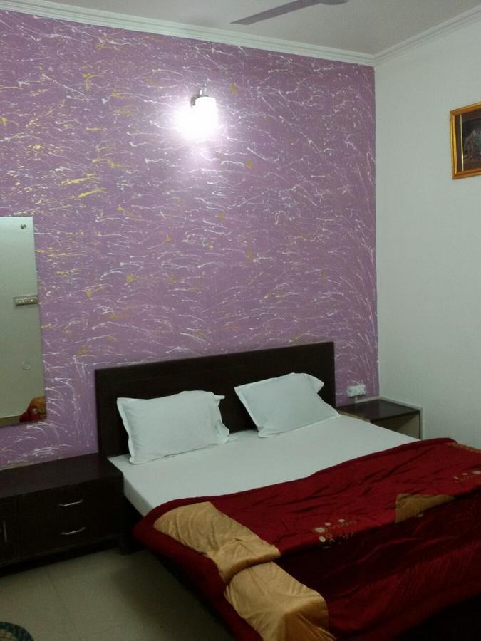 Hotel Aashiyana Agra  Esterno foto