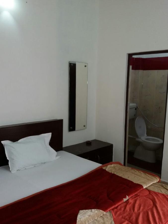 Hotel Aashiyana Agra  Esterno foto