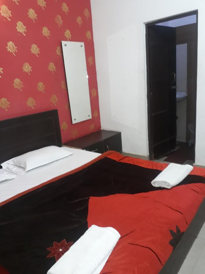 Hotel Aashiyana Agra  Esterno foto